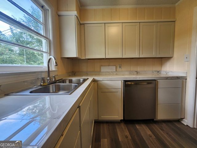 1821 Samford Drive, Albany, GA 31707