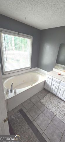 2127 Amherst Trail SE, Conyers, GA 30094