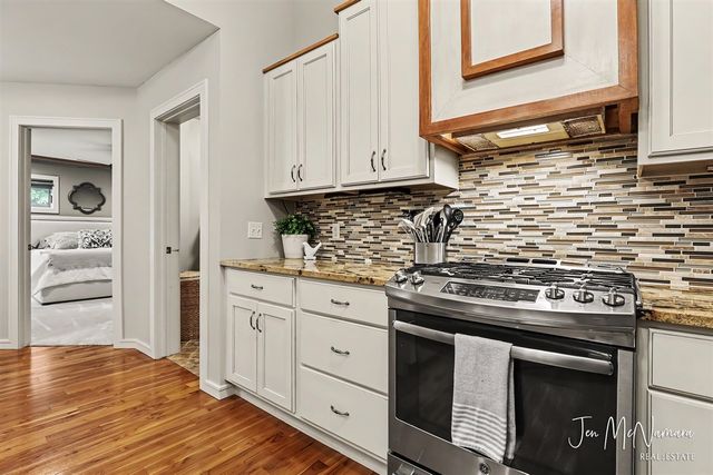 3701 Webber Pines Drive, Grand Rapids, MI 49525