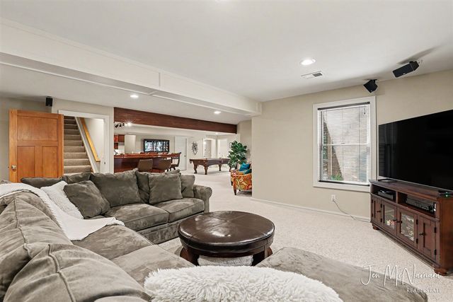 3701 Webber Pines Drive, Grand Rapids, MI 49525
