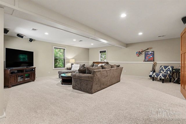 3701 Webber Pines Drive, Grand Rapids, MI 49525