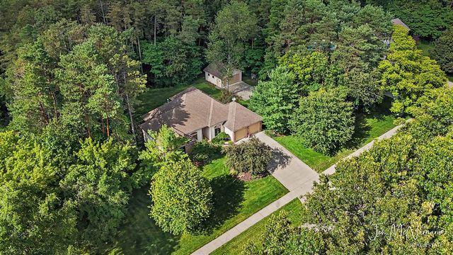 3701 Webber Pines Drive, Grand Rapids, MI 49525