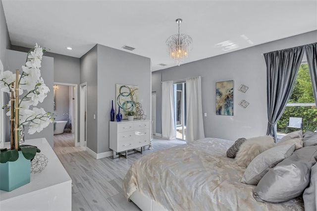 139 TALL TREES COURT, Sarasota, FL 34232