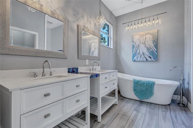139 TALL TREES COURT, Sarasota, FL 34232