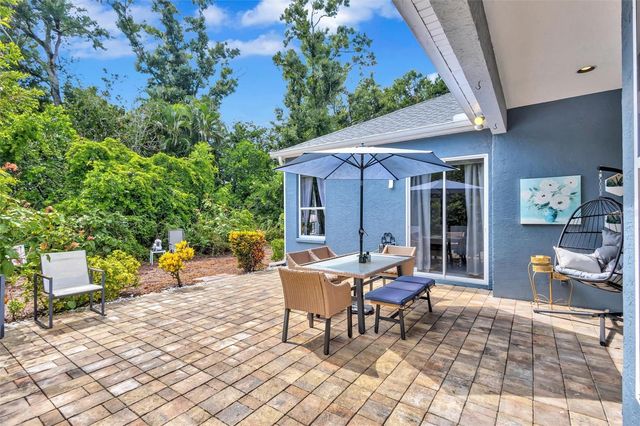 139 TALL TREES COURT, Sarasota, FL 34232
