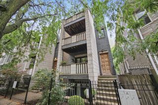 2920 N Damen Avenue 2, Chicago, IL 60618