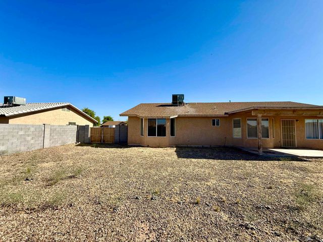 6263 E 42 St, Yuma, AZ 85365