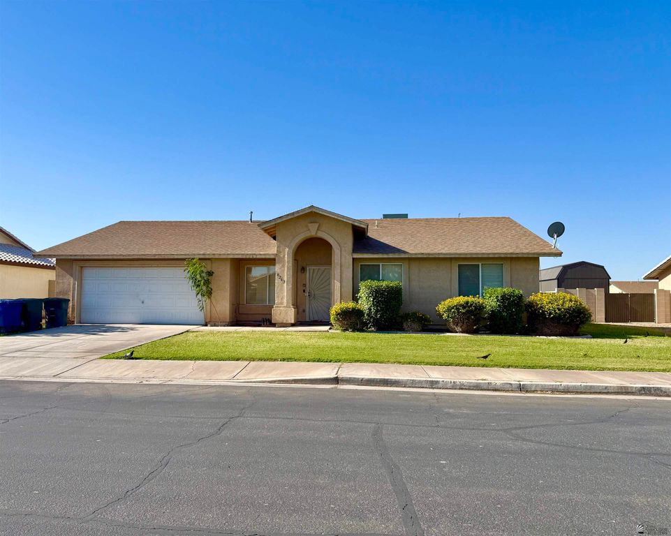 6263 E 42 St, Yuma, AZ 85365