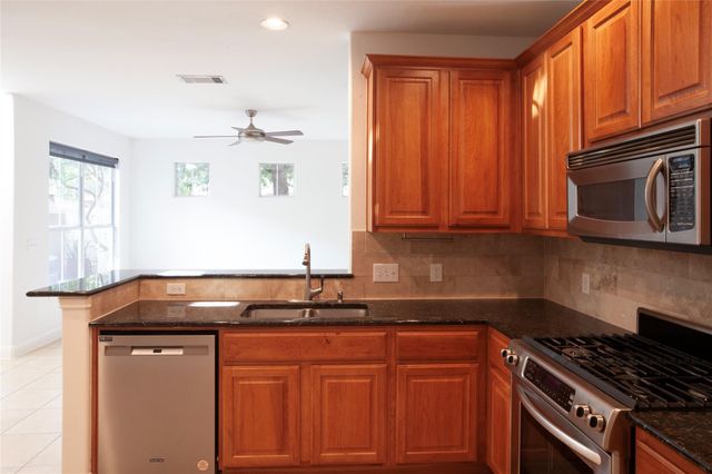 3406 Menchaca RD 28, Austin, TX 78704