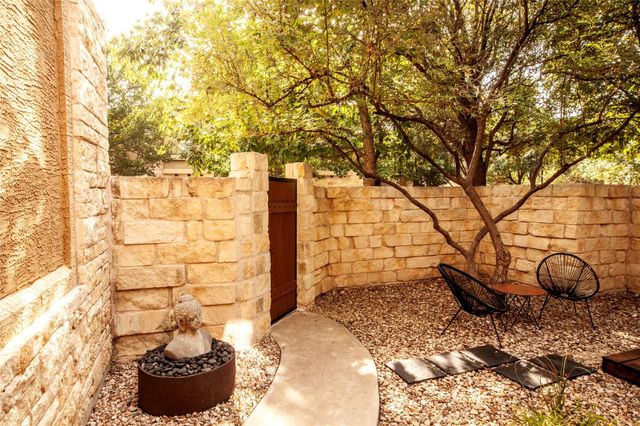 3406 Menchaca RD 28, Austin, TX 78704