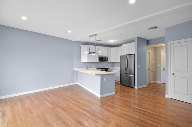 172 Kimball Ave 3B, Revere, MA 02151