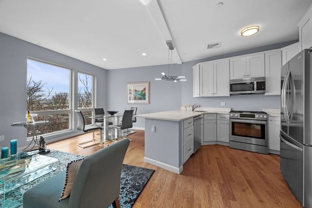 172 Kimball Ave 3B, Revere, MA 02151