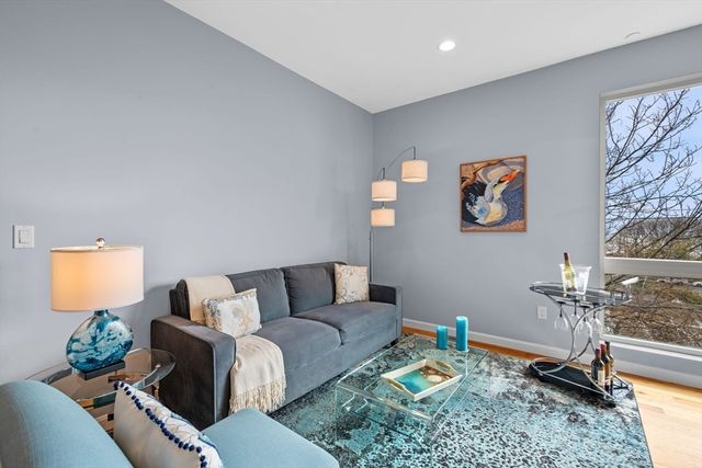 172 Kimball Ave 3B, Revere, MA 02151