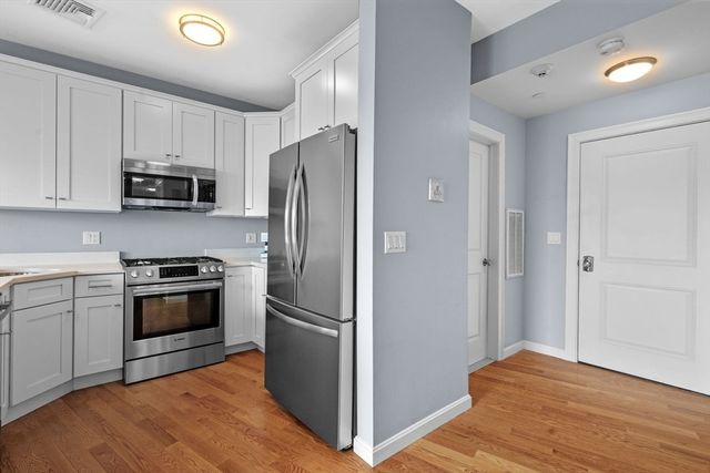 172 Kimball Ave 3B, Revere, MA 02151