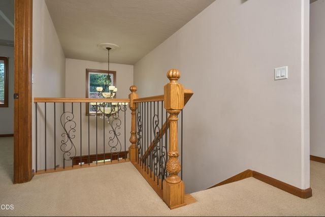 238 Fieldbrook Court, Medford, OR 97504