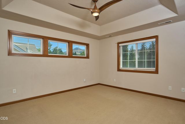 238 Fieldbrook Court, Medford, OR 97504