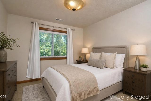 238 Fieldbrook Court, Medford, OR 97504