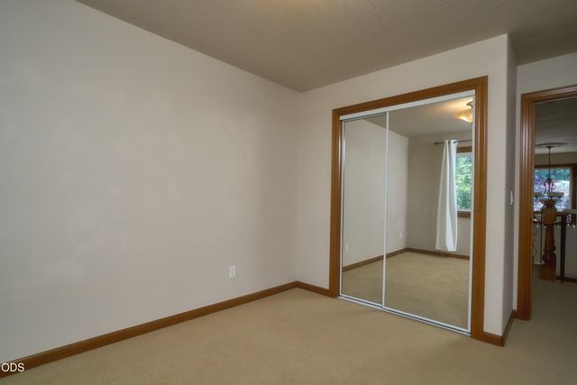 238 Fieldbrook Court, Medford, OR 97504