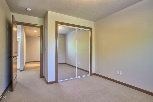 238 Fieldbrook Court, Medford, OR 97504
