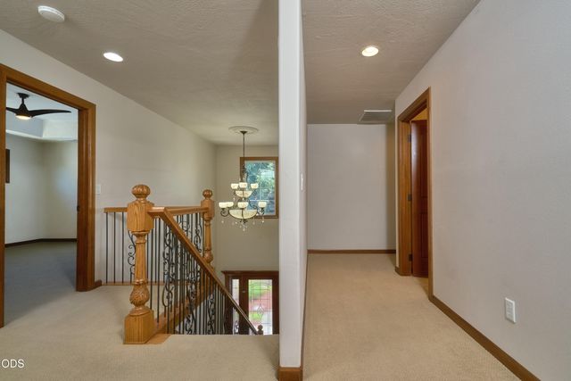 238 Fieldbrook Court, Medford, OR 97504