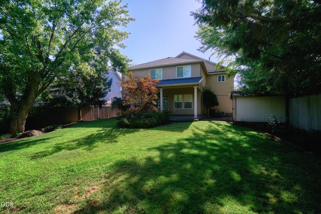 238 Fieldbrook Court, Medford, OR 97504