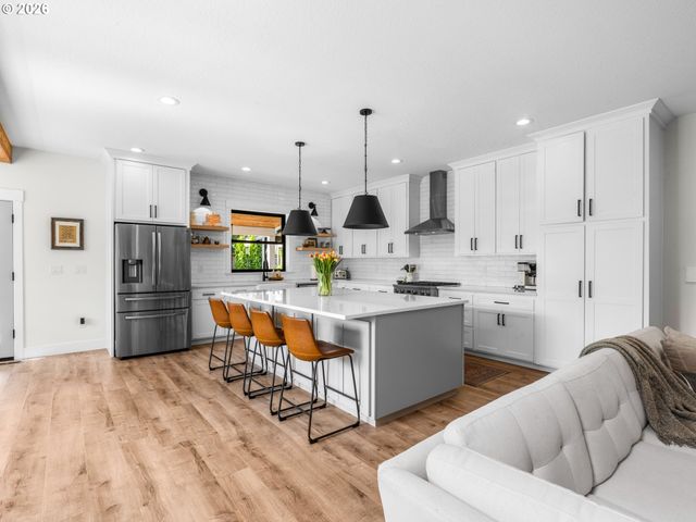 16141 APPERSON Blvd, Oregon City, OR 97045