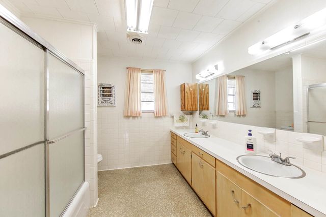 218 Eagle Dr, Raceland, LA 70394