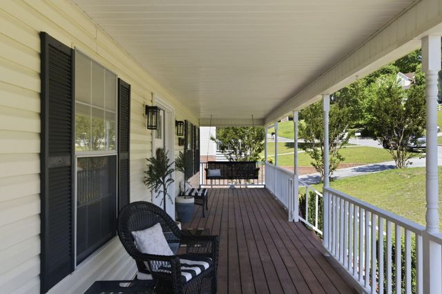 1434 Oldaker View Lane, Hixson, TN 37343