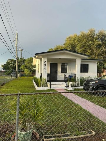 2041 NW 100th St, Miami, FL 33147