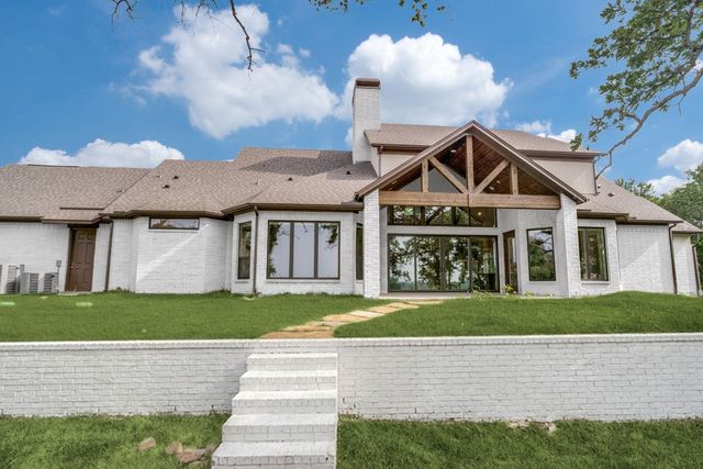 7705 Cattle Prairie Trail, Fort Worth, TX 76126