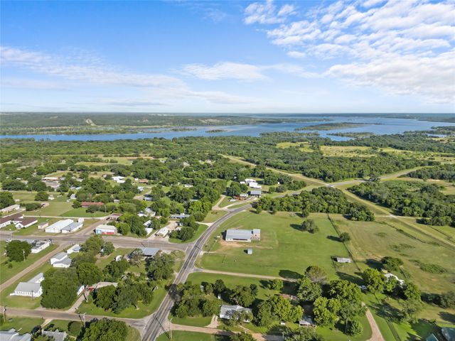 105 County Road 1239, Kopperl, TX 76652