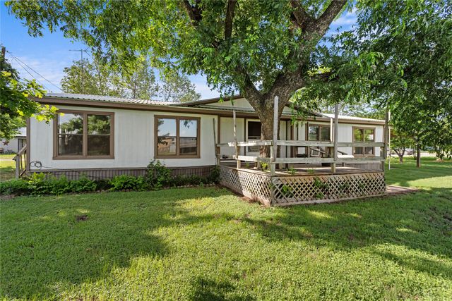 105 County Road 1239, Kopperl, TX 76652