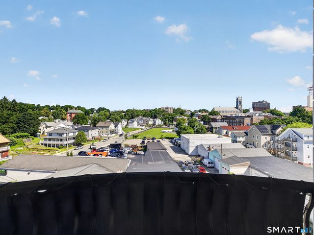 461 Bank Street 604, New London, CT 06320
