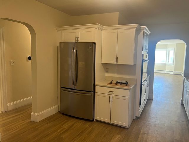 66 Humphrey Street 2, Swampscott, MA 01907