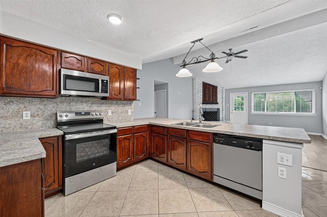 19610 San Gabriel Drive, Houston, TX 77084