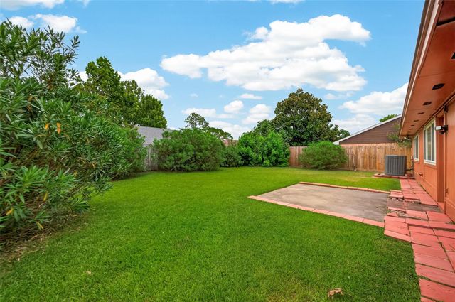 19610 San Gabriel Drive, Houston, TX 77084
