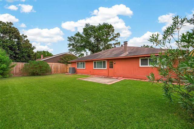 19610 San Gabriel Drive, Houston, TX 77084