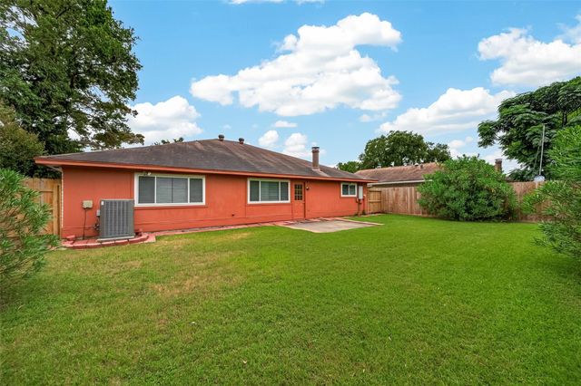 19610 San Gabriel Drive, Houston, TX 77084