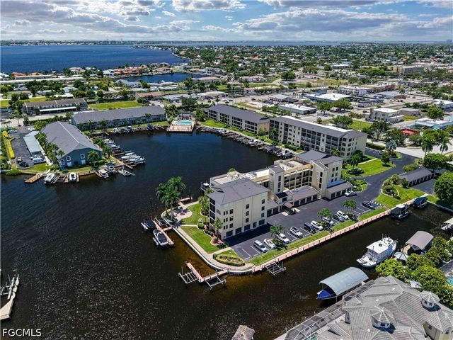 4719 SE 17th PL 307, Cape Coral, FL 33904