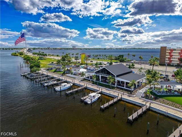 4719 SE 17th PL 307, Cape Coral, FL 33904