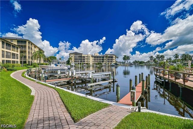 4719 SE 17th PL 307, Cape Coral, FL 33904
