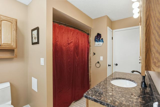 3804 Sweetbrier Terrace, Midland, MI 48642