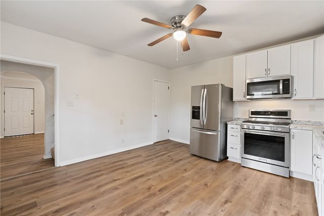 4229 Bristol St, Greenfield, PA 15207