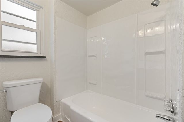 4229 Bristol St, Greenfield, PA 15207