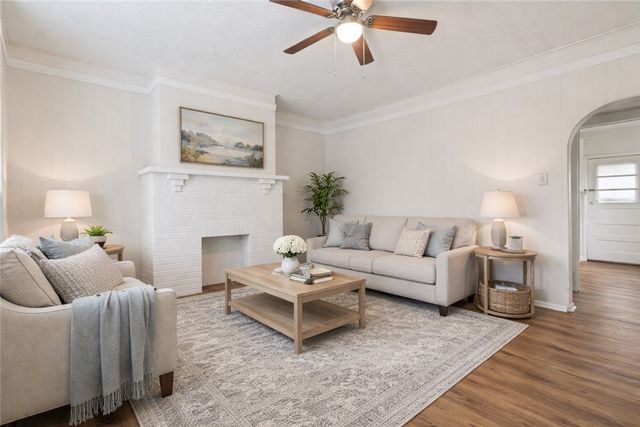 4229 Bristol St, Greenfield, PA 15207