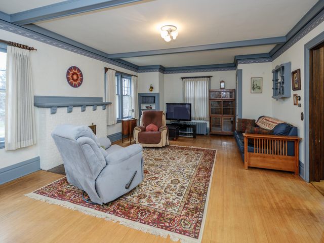 204 Monroe Street, Kalamazoo City, MI 49006