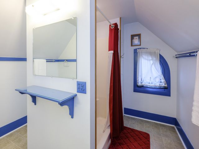 204 Monroe Street, Kalamazoo City, MI 49006