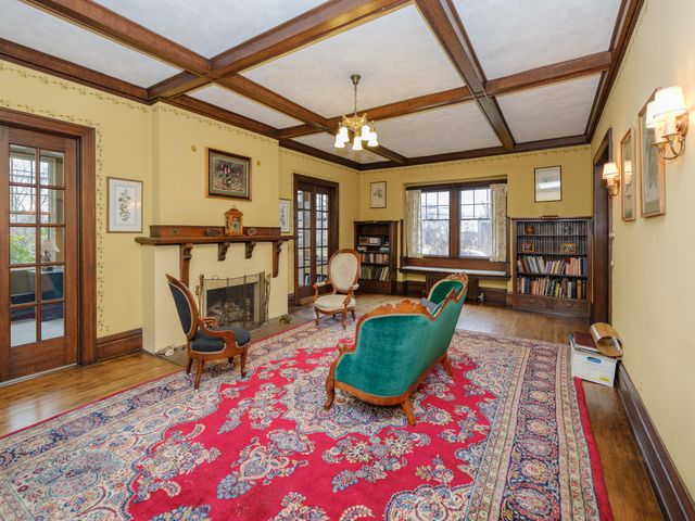 204 Monroe Street, Kalamazoo City, MI 49006