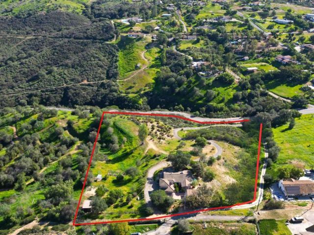 31424 Lilac Road, Valley Center, CA 92082