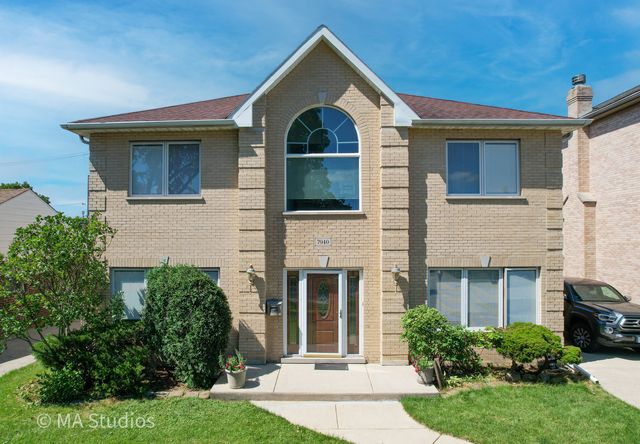 7940 N Oketo Avenue, Niles, IL 60714